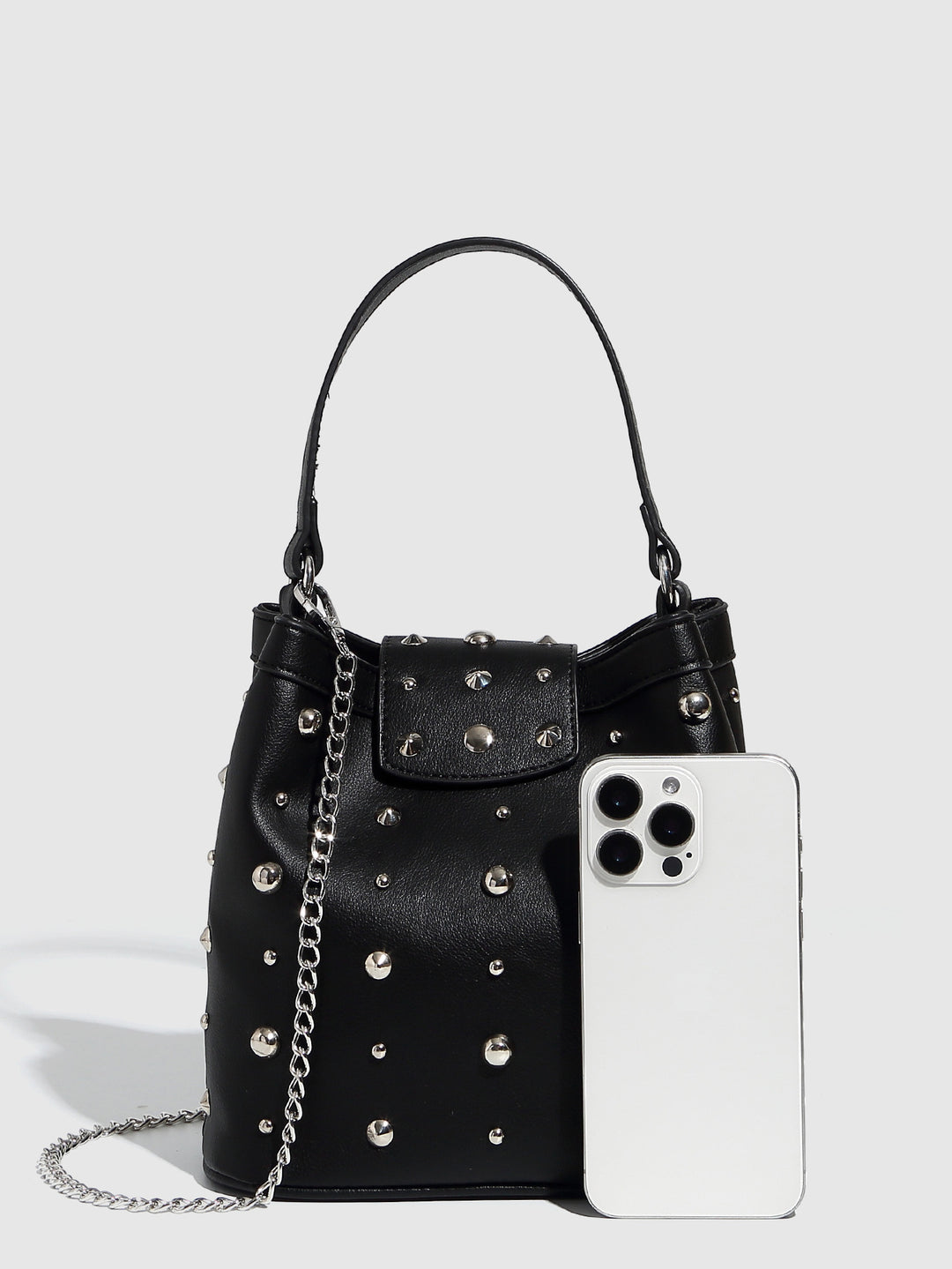 Retro Sexy Rivet Bag Locomotive Tote Bag Trendy Punk Bucket Bag Crossbody Chain Bag - GLAMWEARS