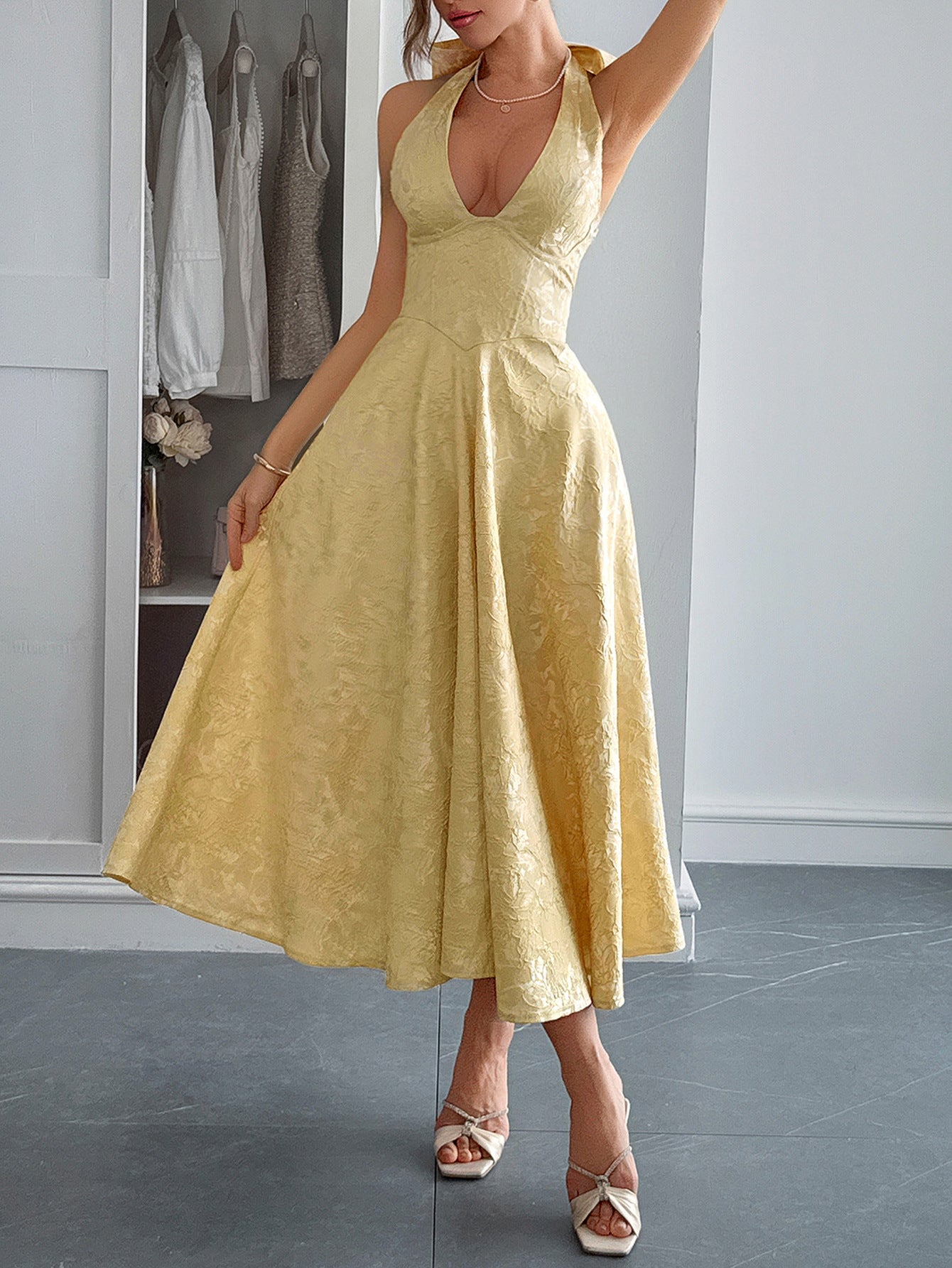 Elegant Elegant Halter Waist Maxi Dress Women Clothing Summer