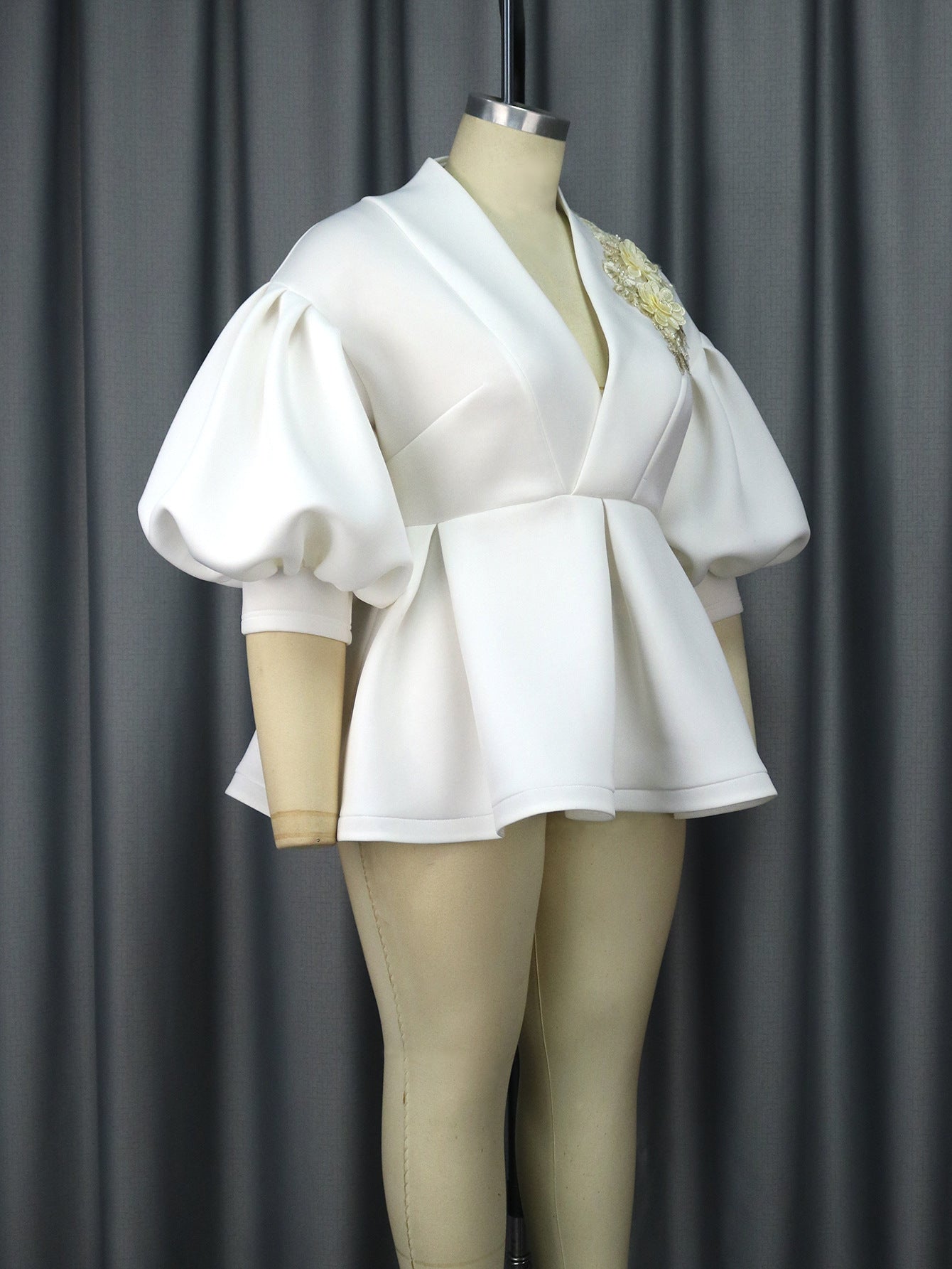 Bishop Sleeves Top plus Size Suit Collar Embroidery Women Tops