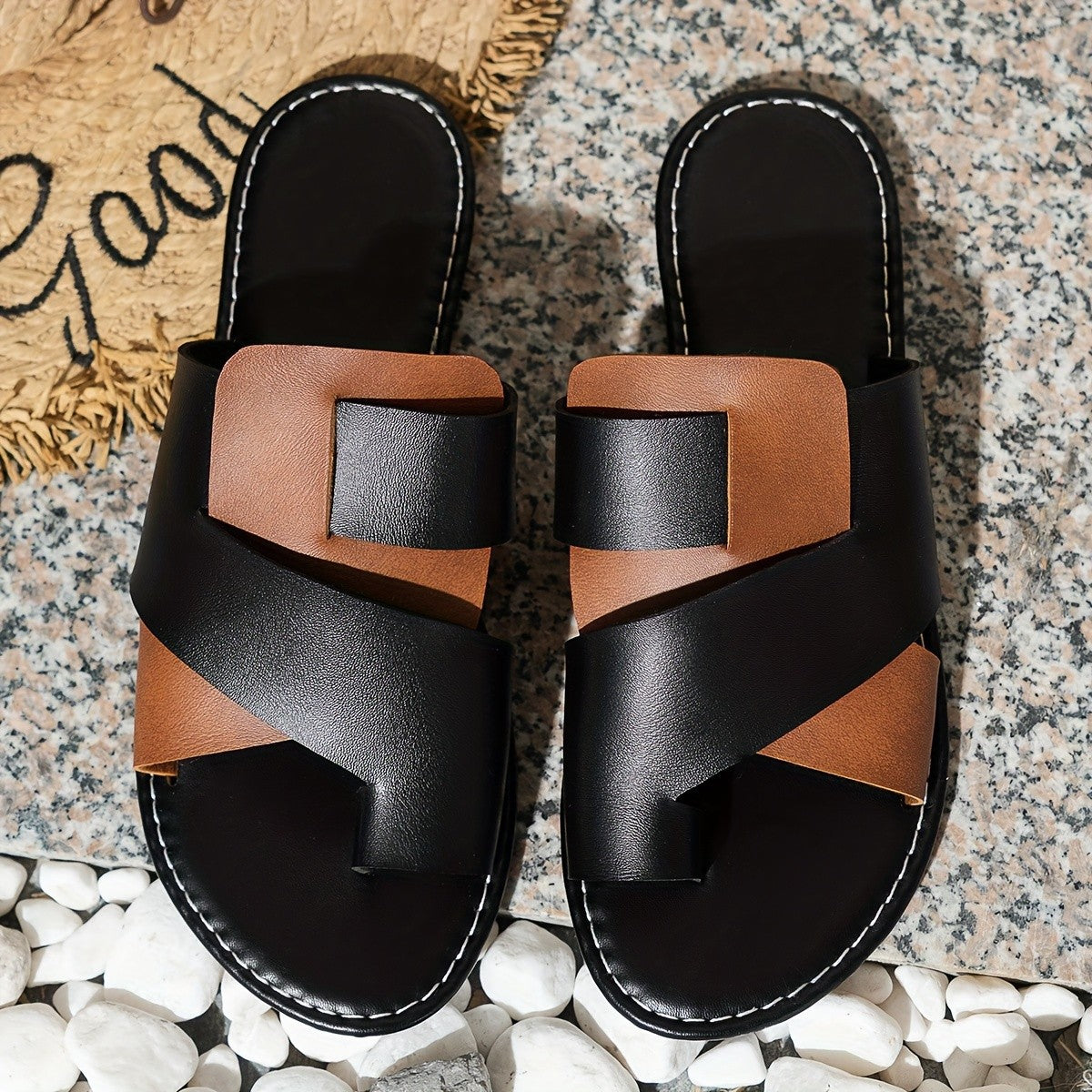 Color Matching Toe Covering Flat Slippers Women Color Matching Outerwear Lightweight Beach Slippers