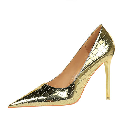 Sexy Slimming Shallow Mouth Pointed Toe Super High Heel Metal Stone Pattern Retro Women Shoes High Heels