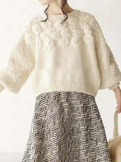 Autumn Winter Fresh Machine Embroidery Three Dimensional Little Daisy Pullover round Neck Loose Knitted Sweater