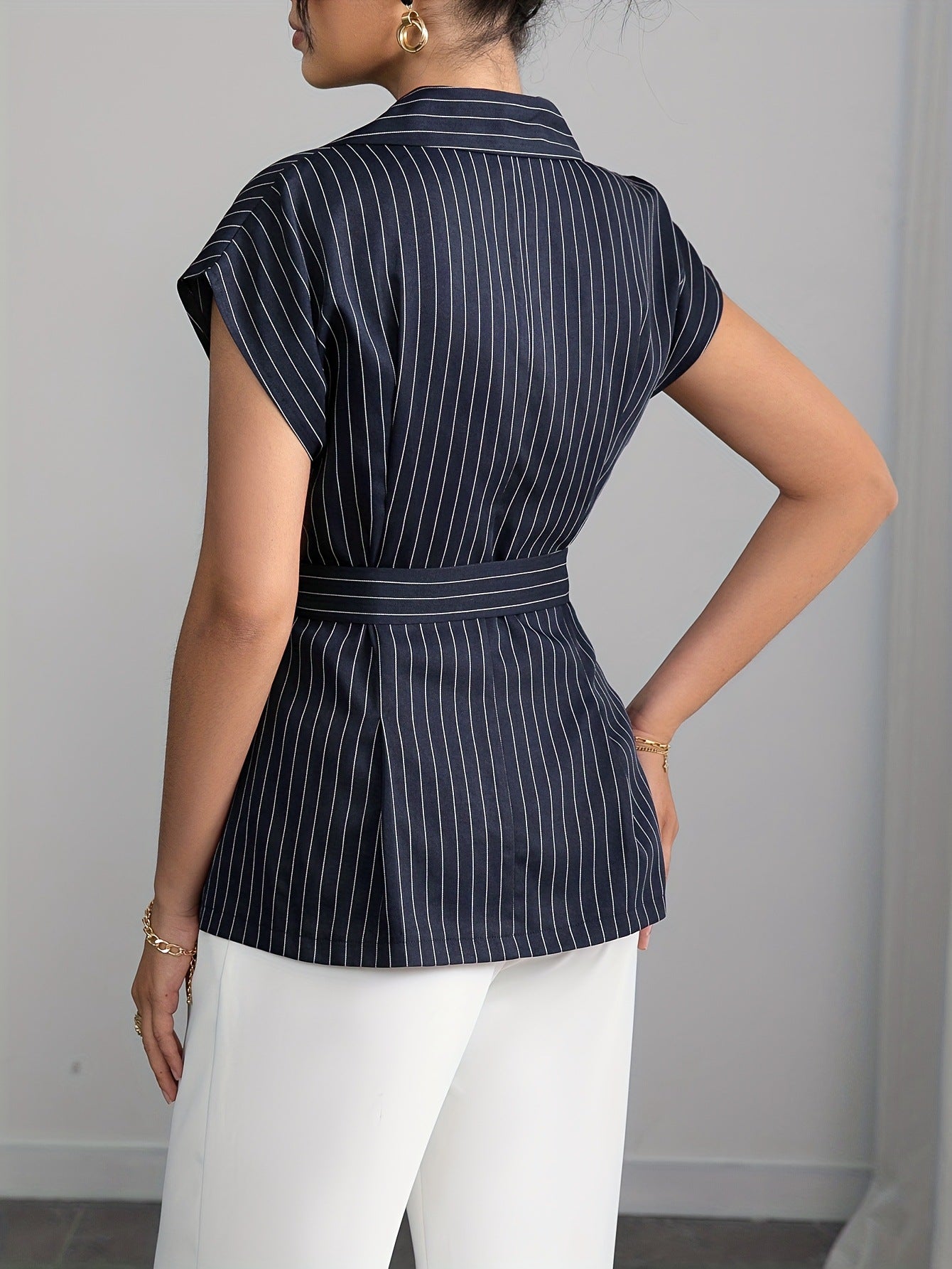 Elegant Collared Cardigan Short Sleeve Blazer Double Row Button Lace up Waist Controlled Design Shirt Women