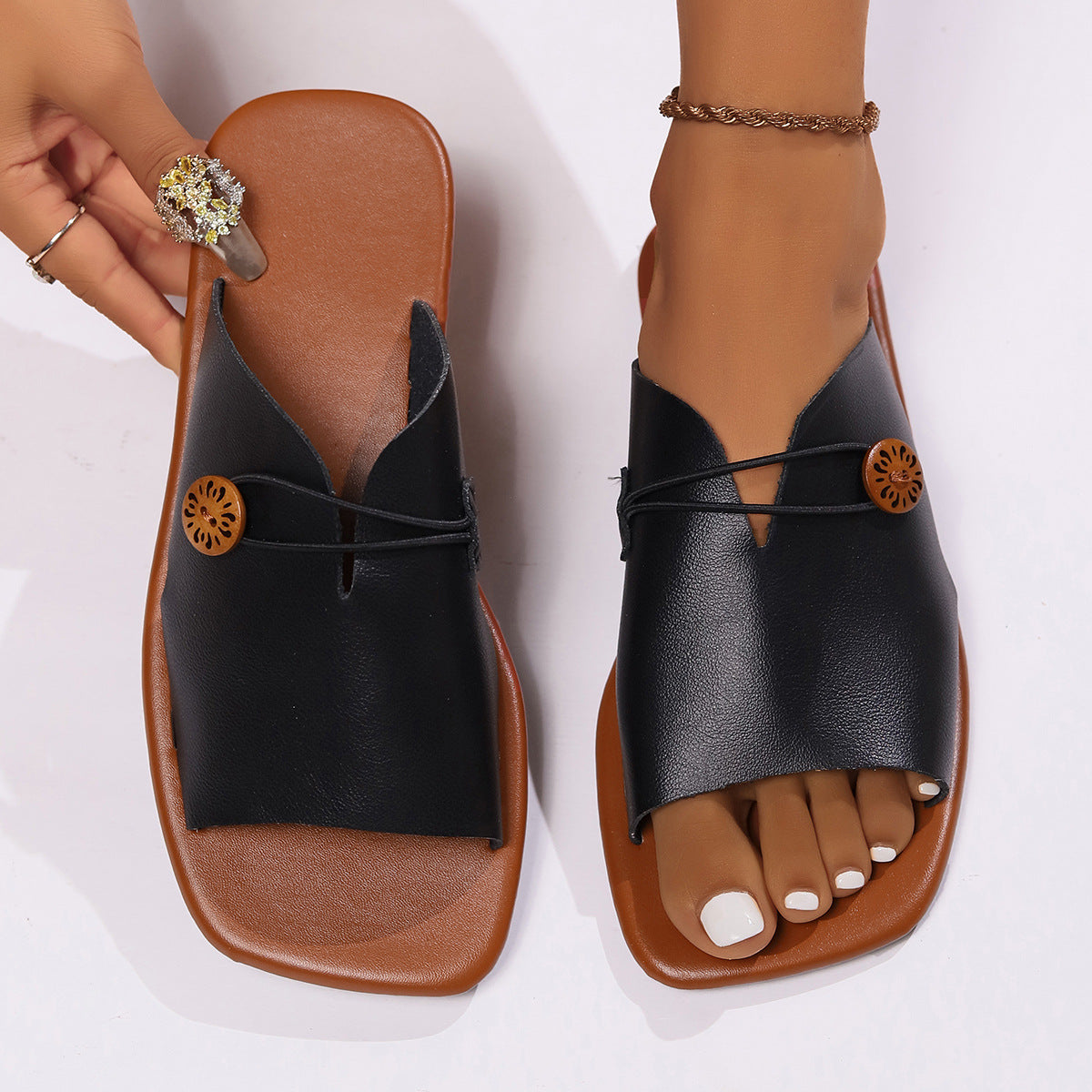 Square Toe V Cut Flat Slippers Women Outer Wear One Line Button Strap Beach Sandals