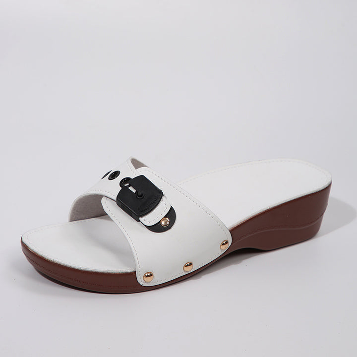 Belt Buckle Platform Slippers Women Outdoor Rivet Lightweight Casual Beach Sandals - GLAMWEARS