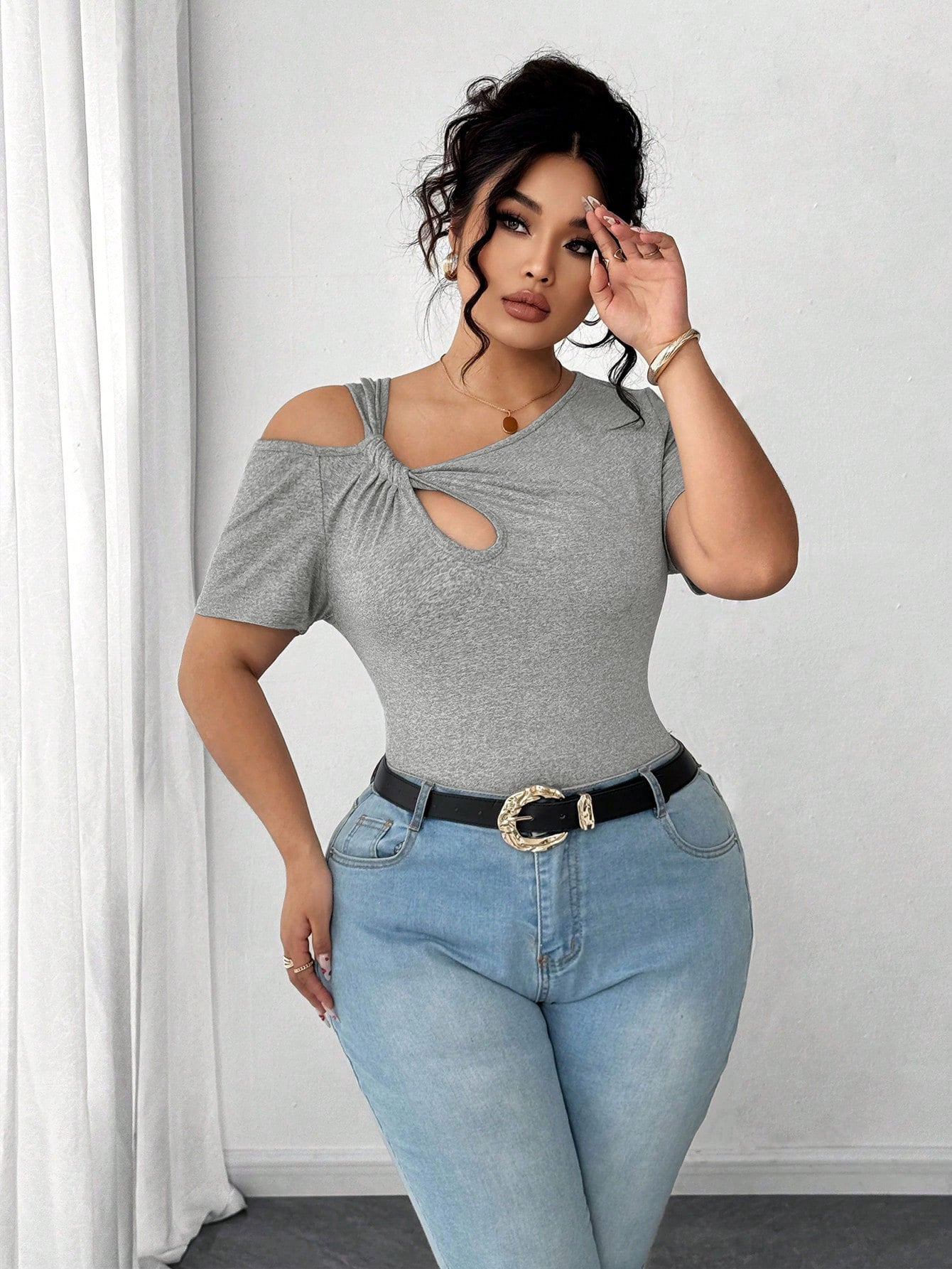 Plus Size Women Summer Simple T shirt Twist Design Irregular Asymmetric Short Top