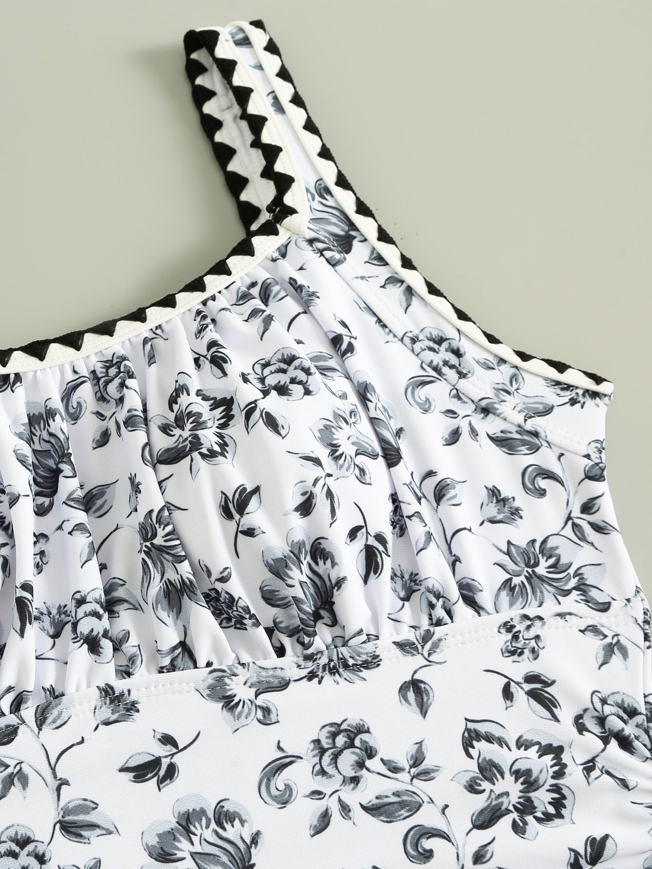 One Piece Printed Bikini Swimsuit Women Beach Vacation Swimsuit